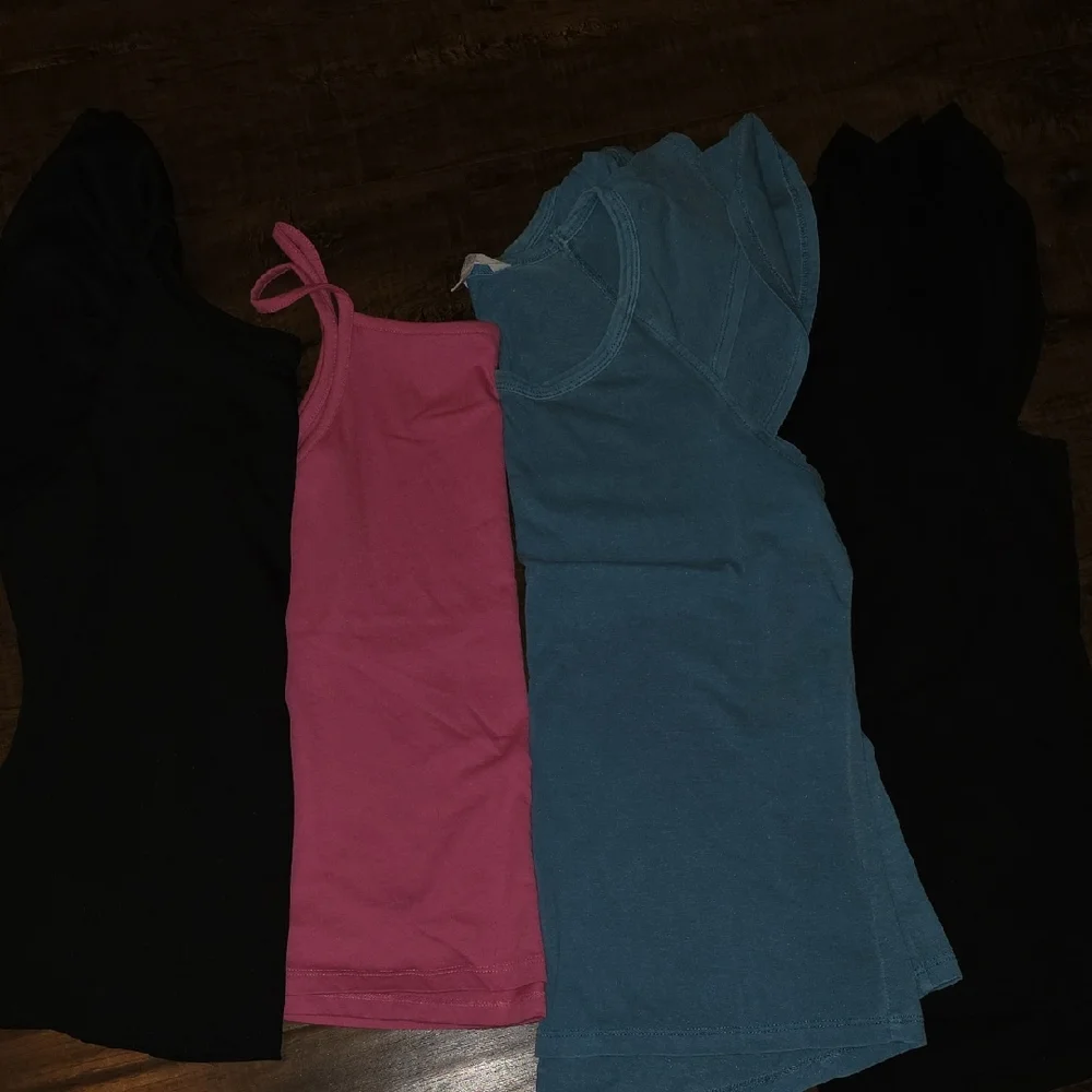 Size Small Bundle - Picture 1 of 5